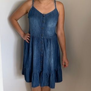 Sleeveless denim dress